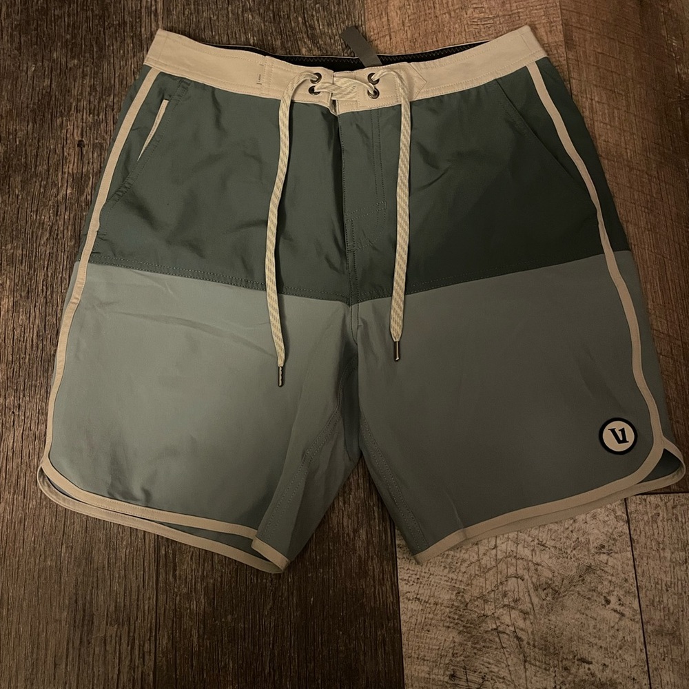 Vuori Men’s Swimming Shorts